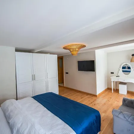 Salonika Ολουντενίζ