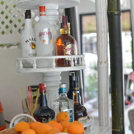 Ξενοδοχείο Salonika 2*