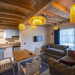萨隆尼卡套房酒店 酒店 厄吕代尼兹